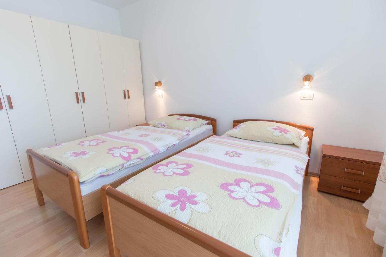 Apartments Vesna Opatija Exterior foto
